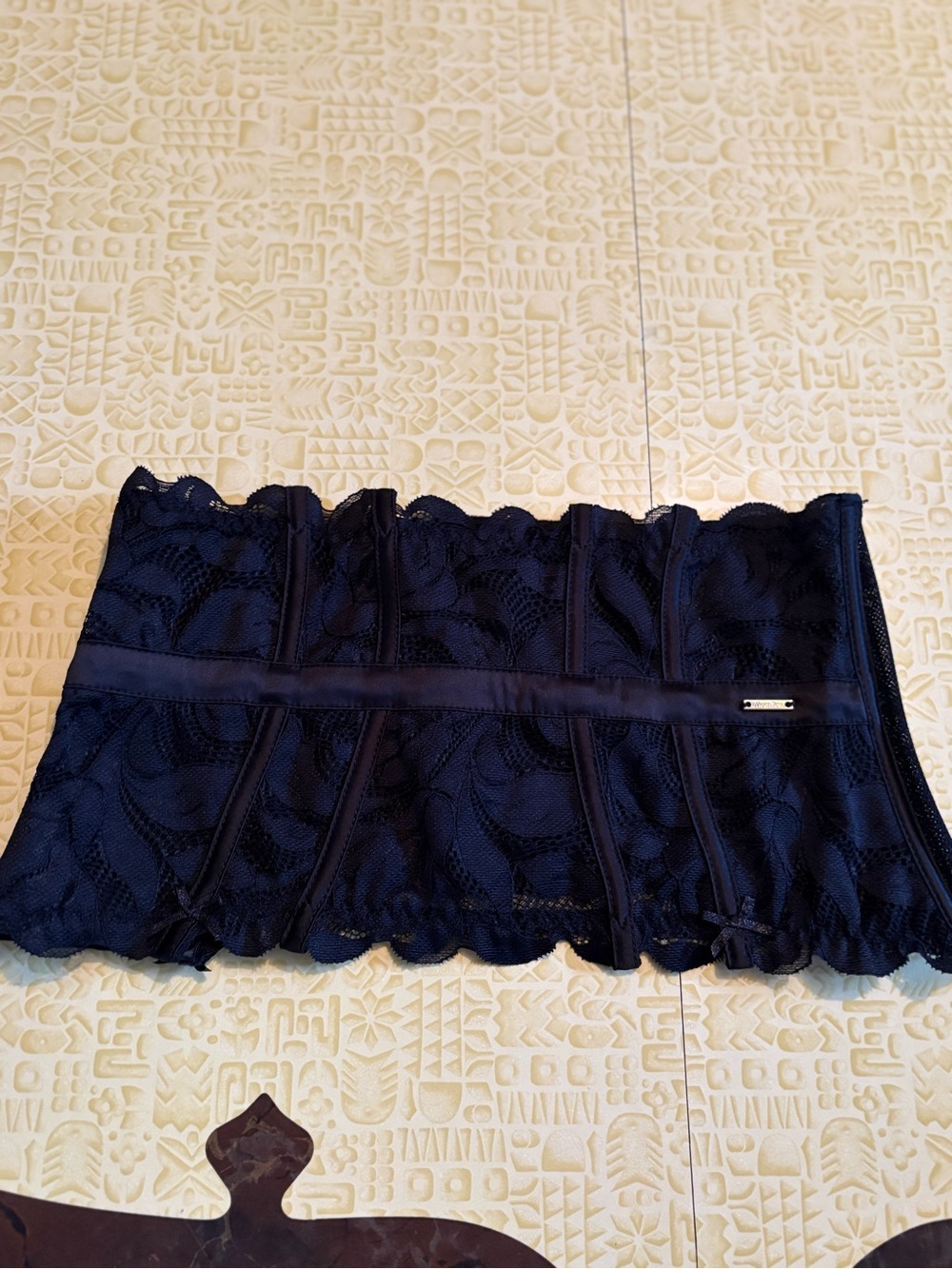 La Vie En Rose Navy Blue Lace Waist Cincher